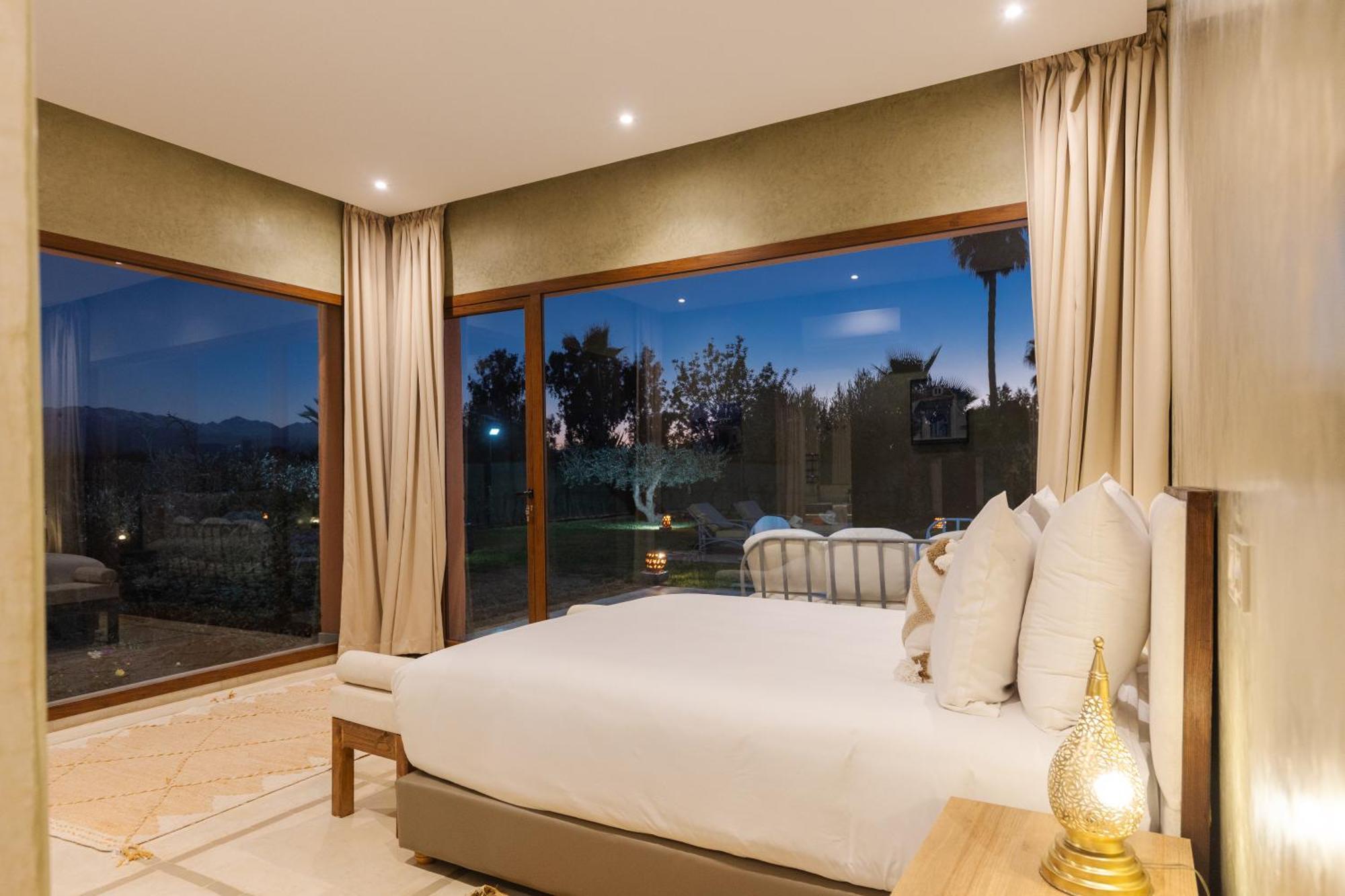 Les Roses By La Siredrah Hotel Ait Bou Zguia Bagian luar foto