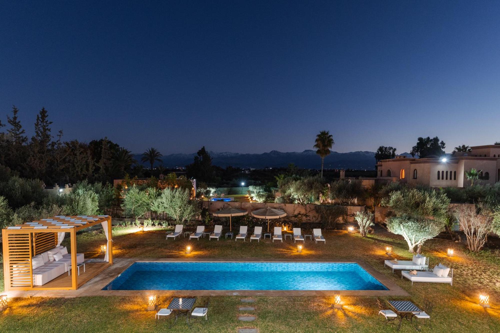 Les Roses By La Siredrah Hotel Ait Bou Zguia Bagian luar foto