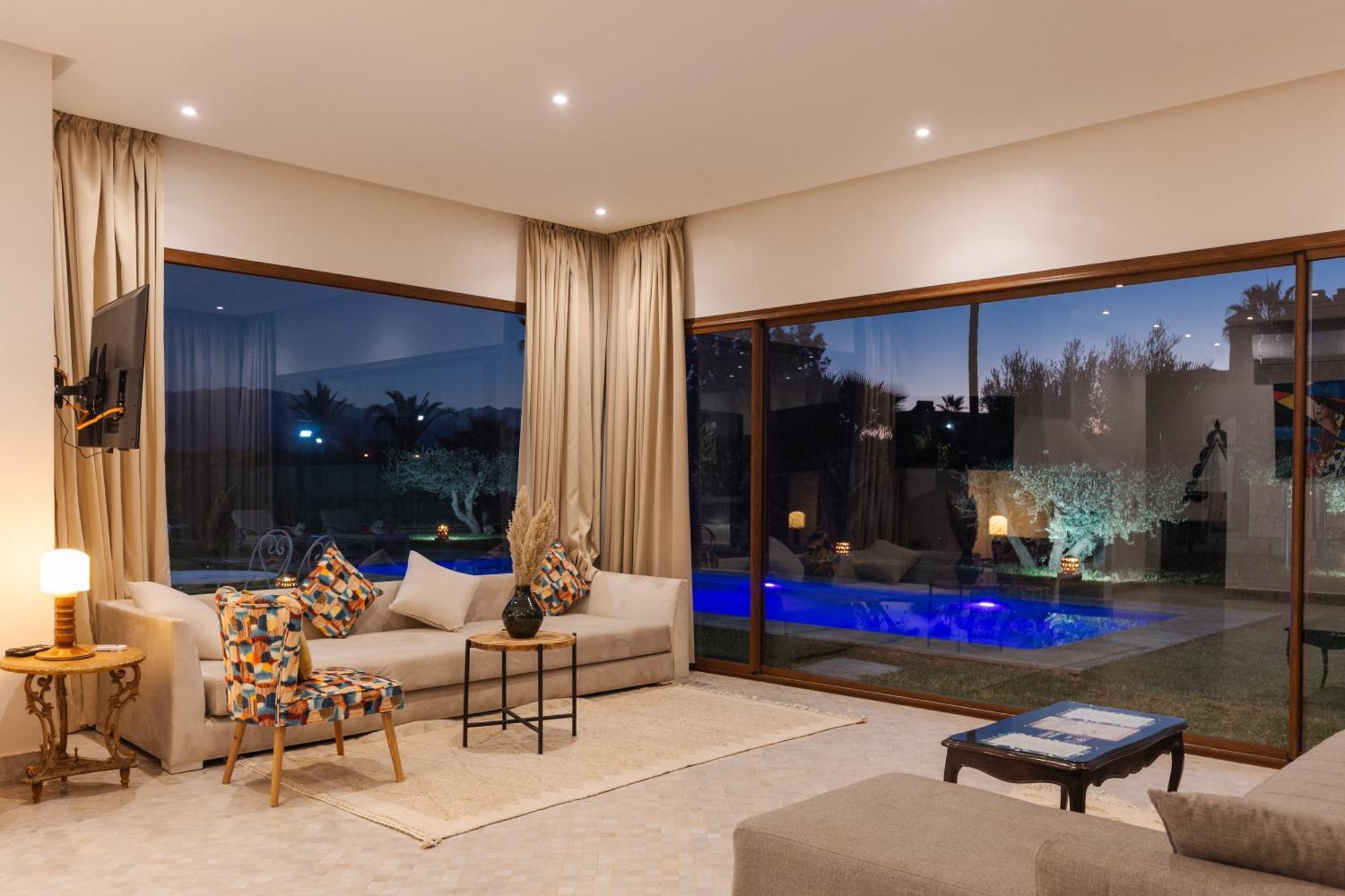Les Roses By La Siredrah Hotel Ait Bou Zguia Bagian luar foto