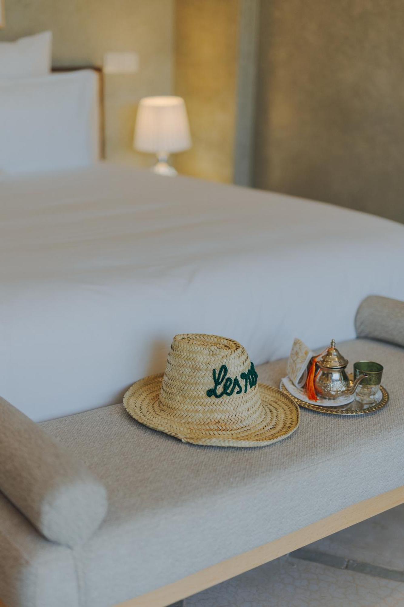 Les Roses By La Siredrah Hotel Ait Bou Zguia Bagian luar foto