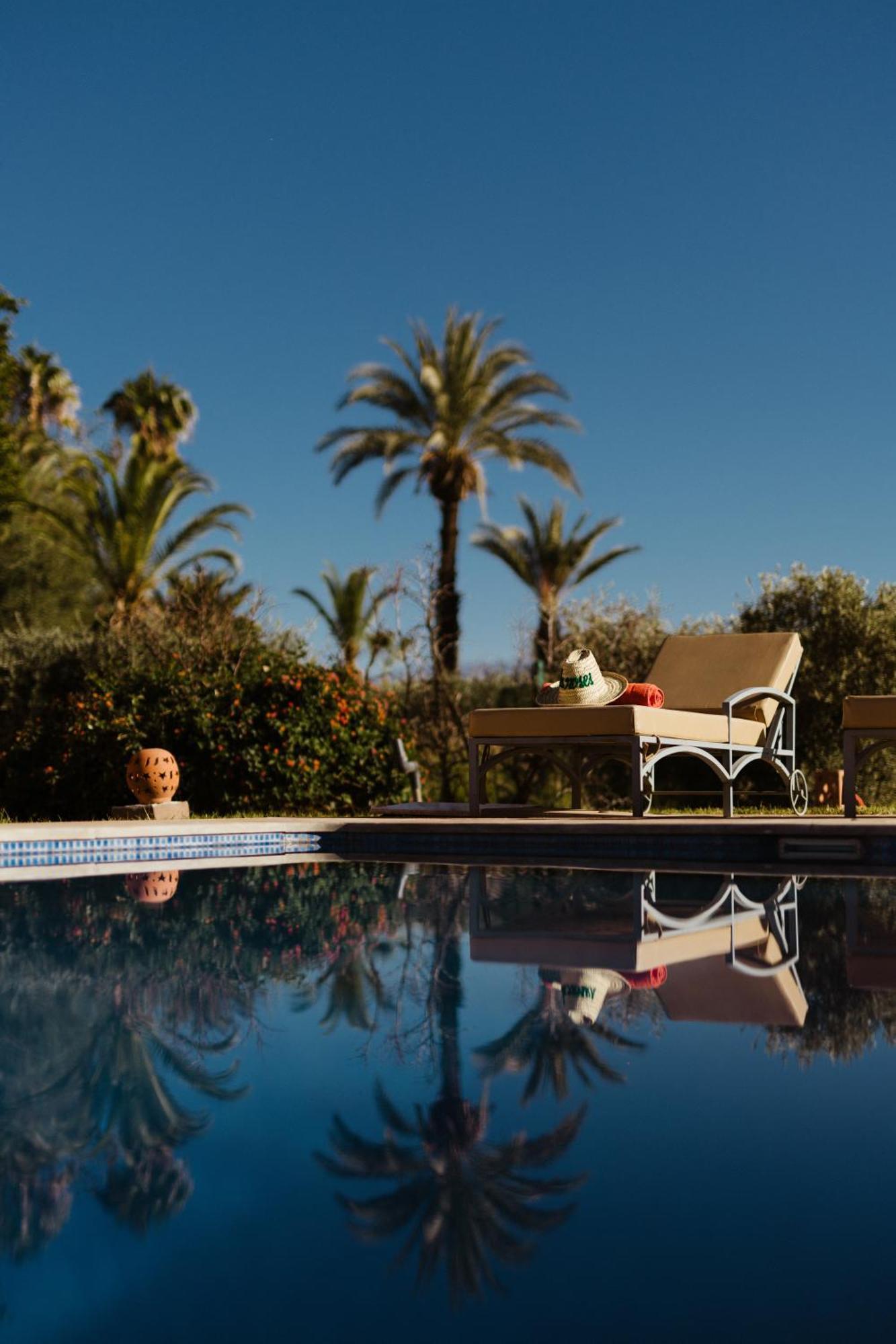 Les Roses By La Siredrah Hotel Ait Bou Zguia Bagian luar foto